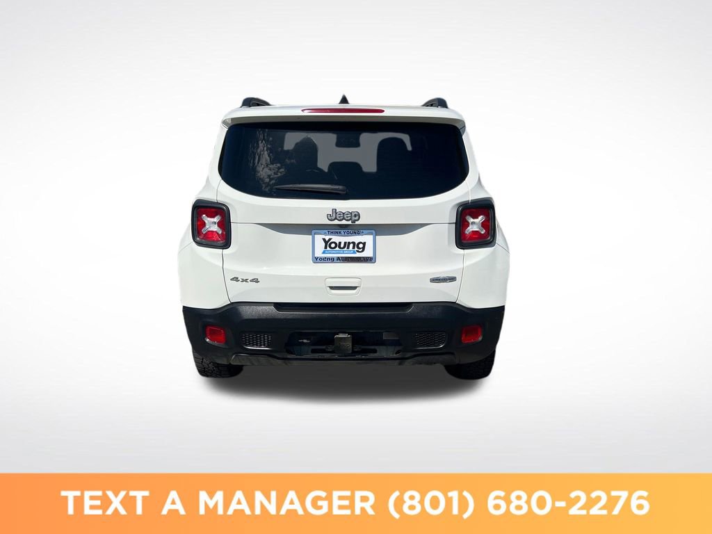 Used 2019 Jeep Renegade Latitude w/ Cold Weather Group AWD/4WD image 4