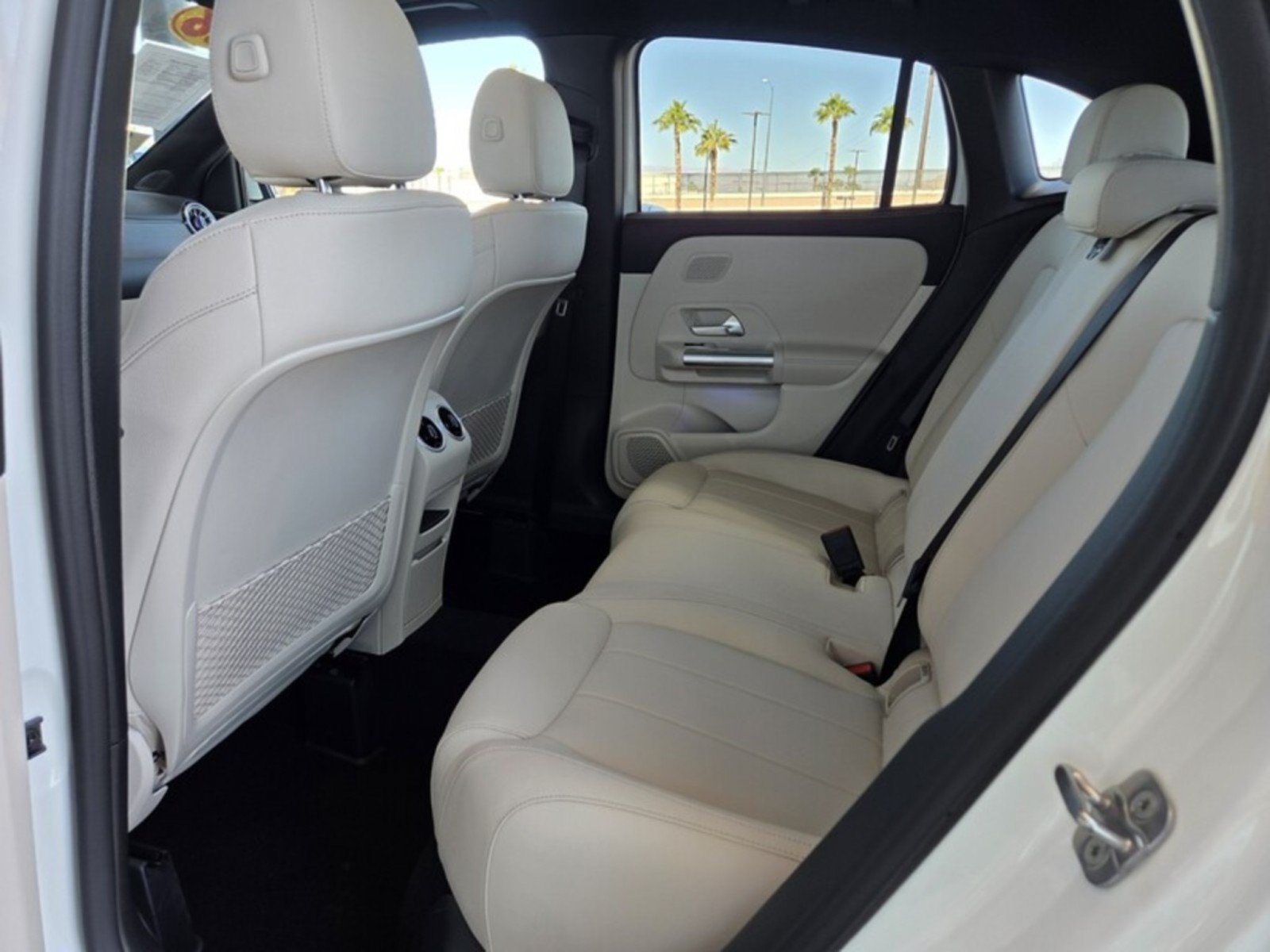 Certified 2026 Mercedes-Benz GLA 250 w/ Exclusive Package image 14