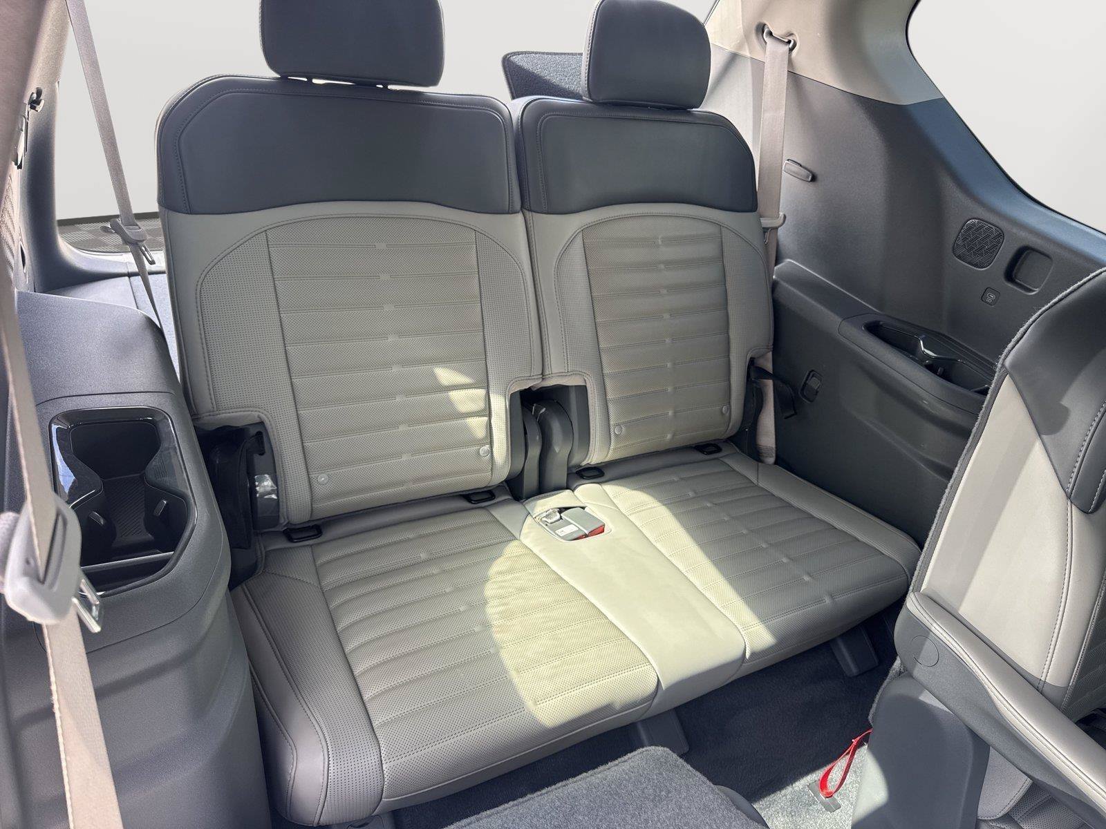 Used 2026 Kia EV9 Land AWD/4WD image 22