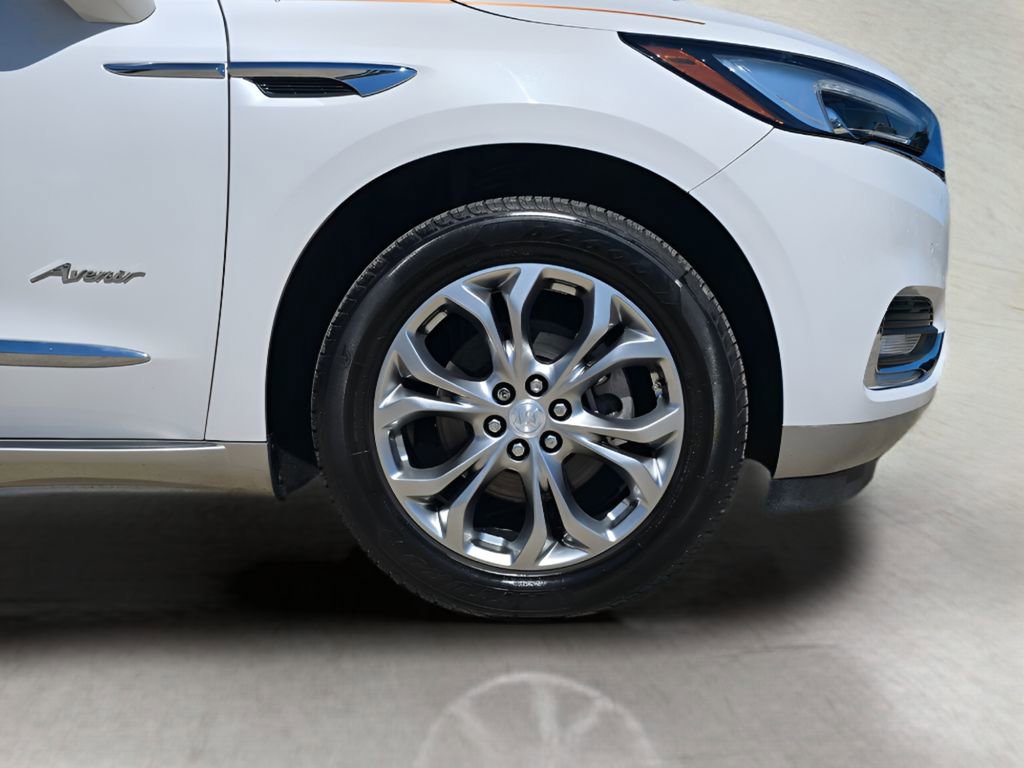 Used 2019 Buick Enclave Avenir w/ Avenir Technology Package image 39