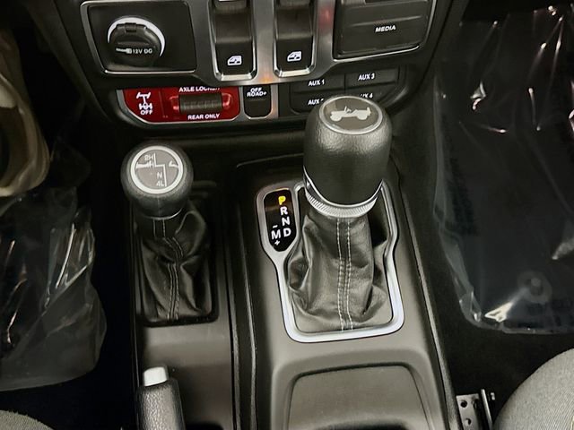 Used 2024 Jeep Wrangler Willys image 16