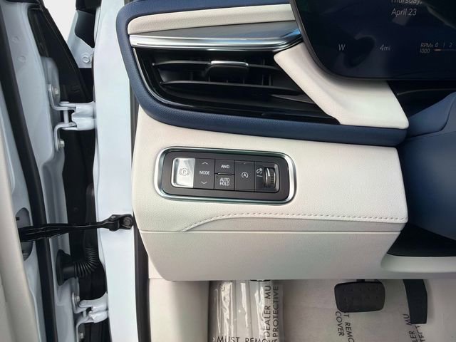 New 2026 Buick Enclave Avenir w/ Super Cruise Package AWD/4WD image 30