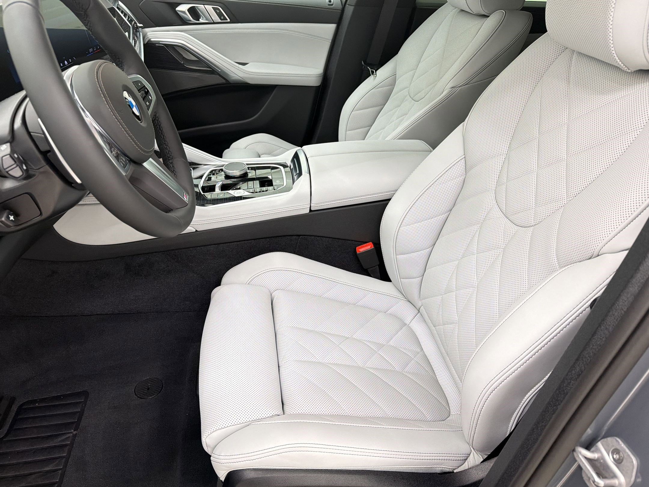 New 2027 BMW X6 xDrive40i AWD/4WD image 5
