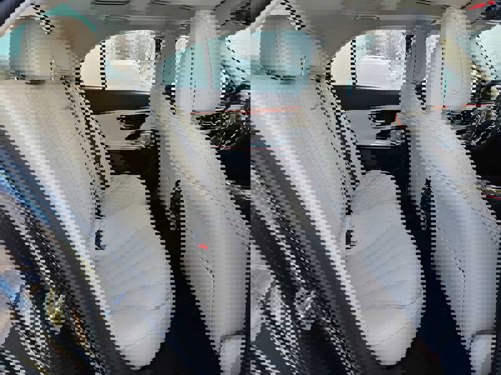 Used 2025 Mercedes-Benz E 450 4MATIC Sedan image 12