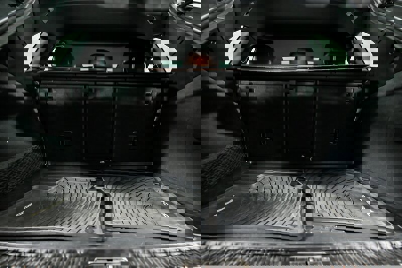 Used 2014 Porsche Cayenne Platinum Edition image 13