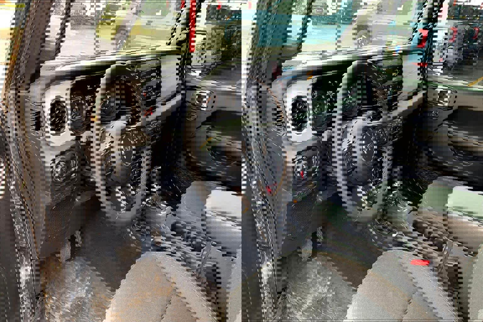 Used 2024 Jeep Gladiator Sport image 18