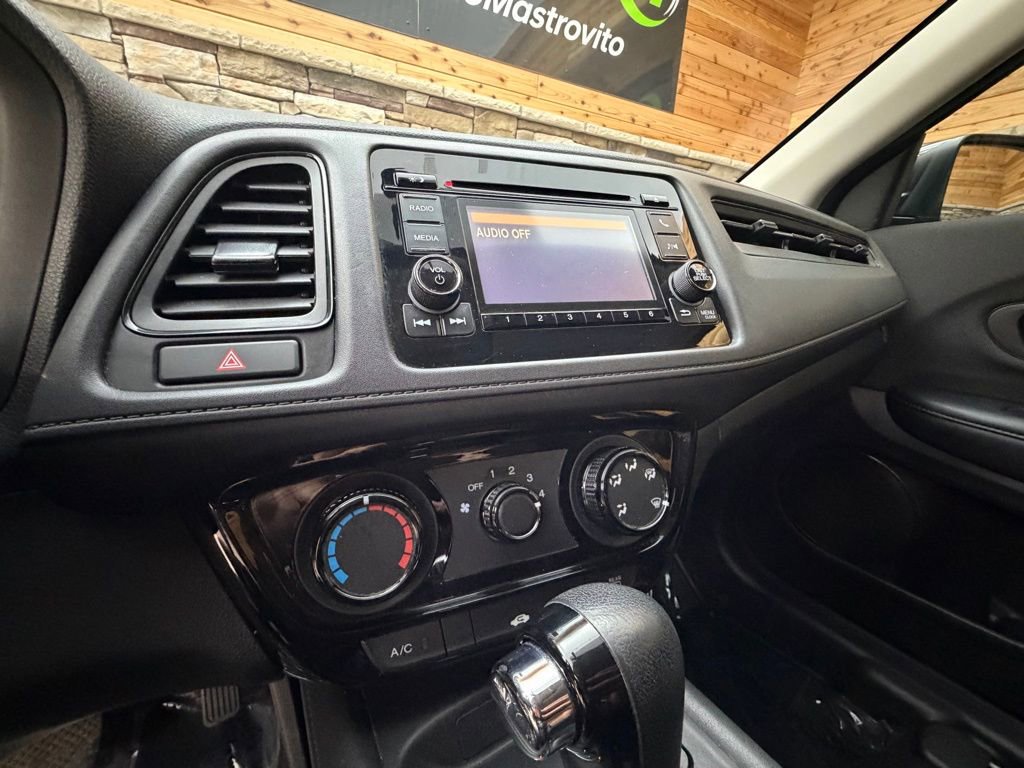 Used 2020 Honda HR-V LX image 19