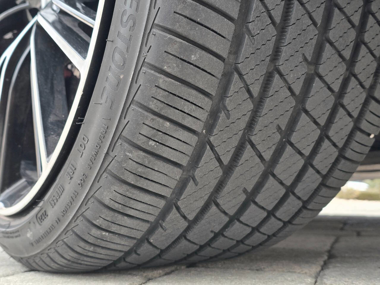 Used 2014 Aston Martin Vanquish Base 2dr Coupe image 48