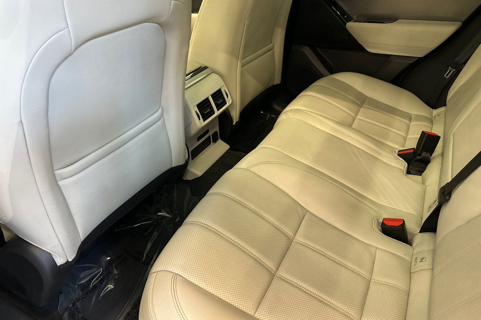 Used 2023 Land Rover Range Rover Velar S AWD/4WD image 28