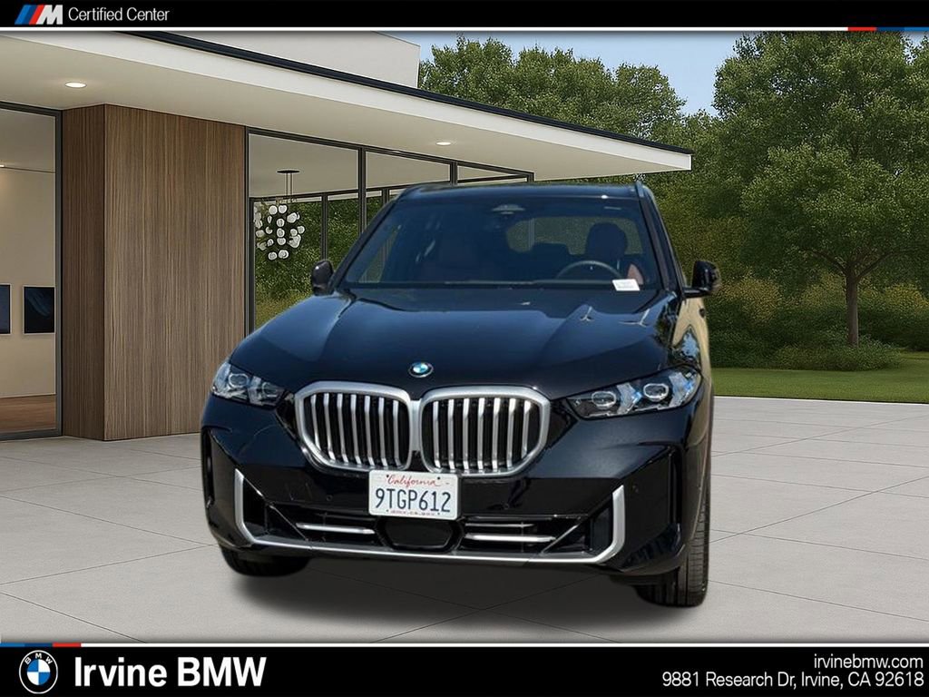 Used 2026 BMW X5 sDrive40i w/ Premium Package image 3