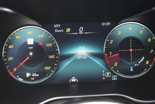 Used 2021 Mercedes-Benz GLC 300 4MATIC image 16