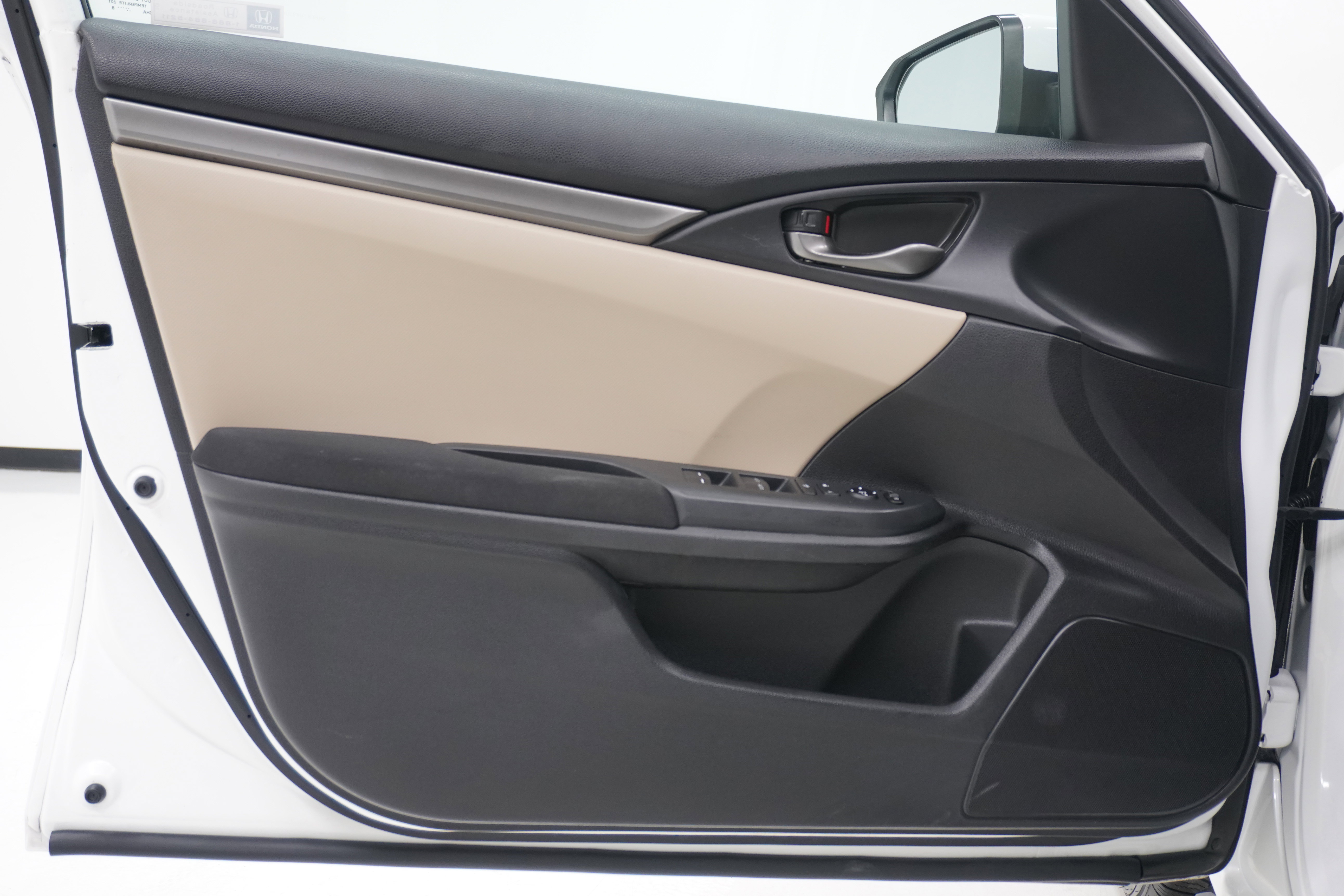Used 2018 Honda Civic Sport image 14