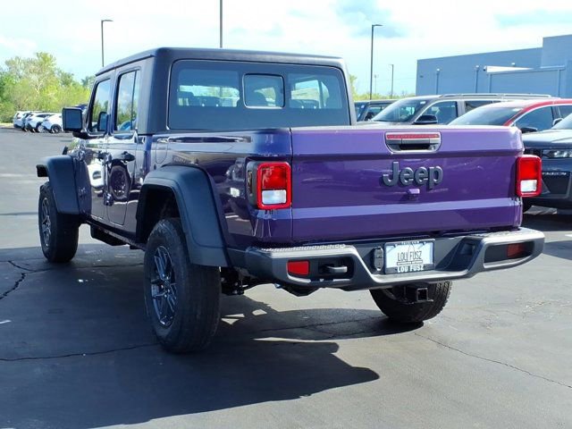 New 2026 Jeep Gladiator Sport AWD/4WD image 4