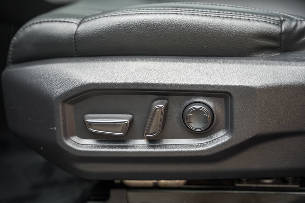 Used 2024 Toyota Tundra SR5 AWD/4WD image 34
