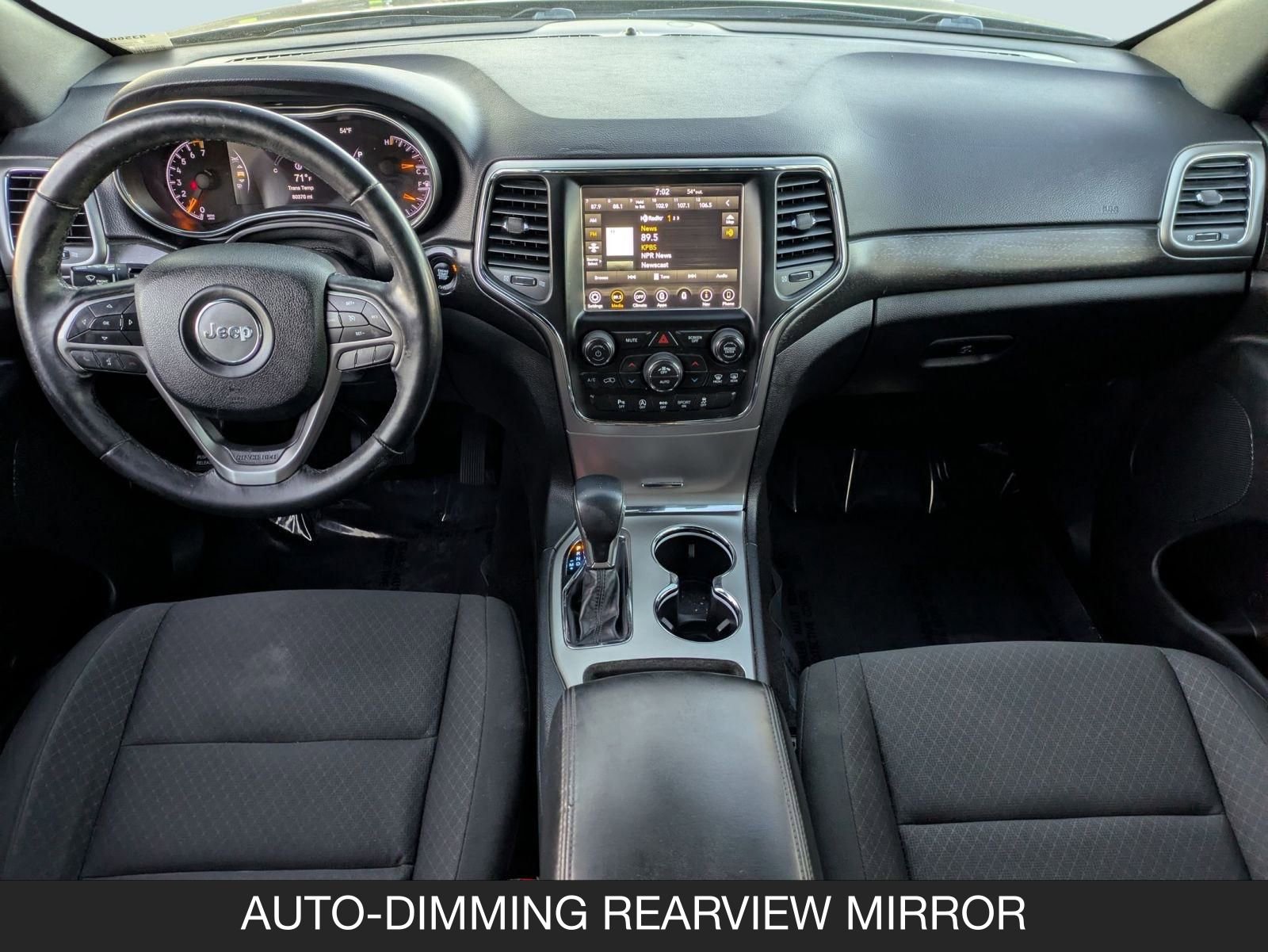 Used 2018 Jeep Grand Cherokee Laredo image 13