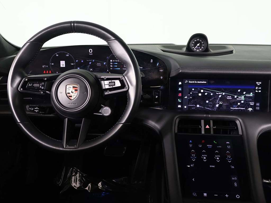 Used 2023 Porsche Taycan GTS image 34