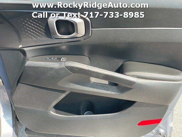 Used 2022 Kia Sorento LX AWD/4WD image 27