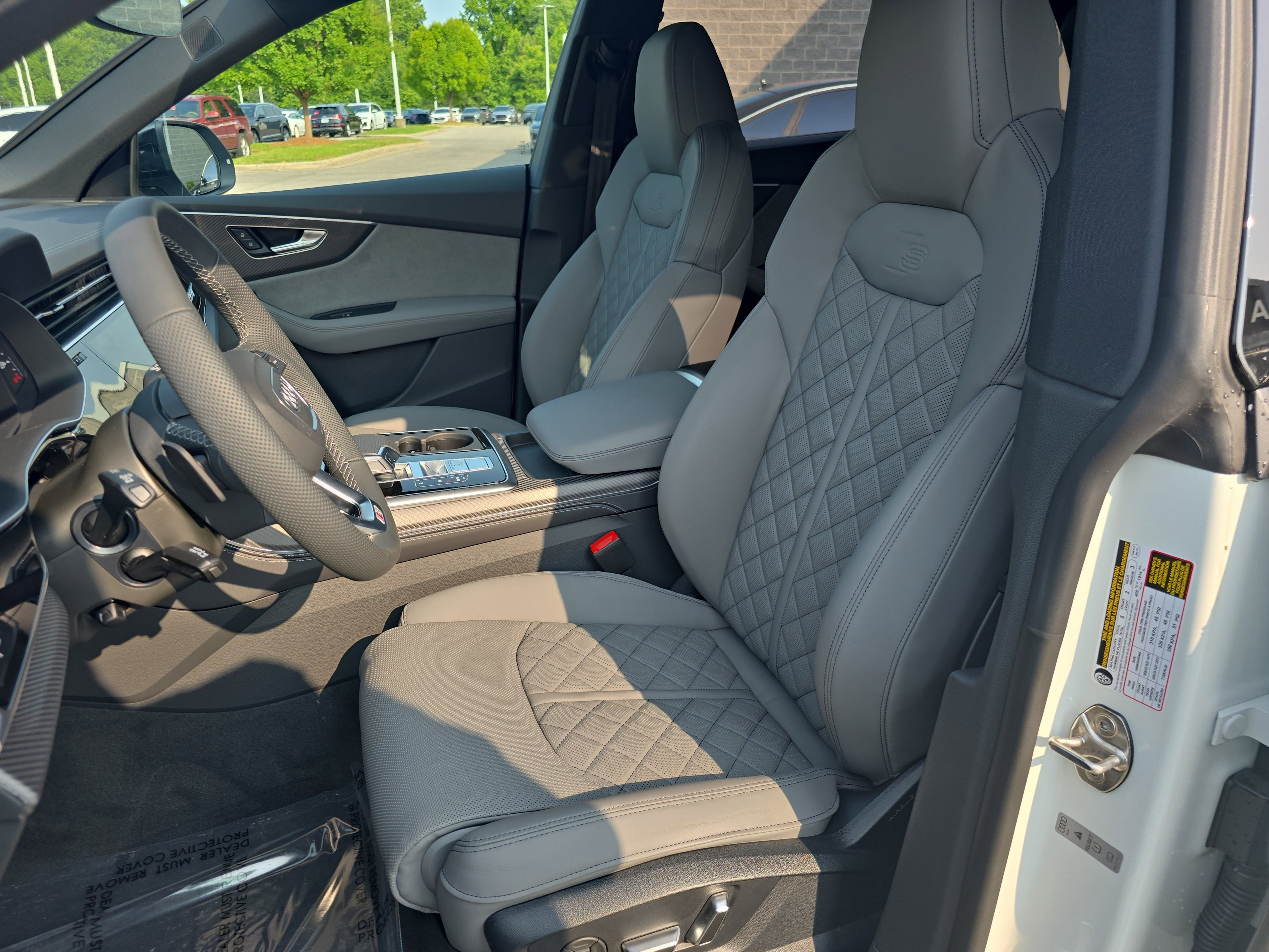 New 2025 Audi SQ8 Premium Plus image 15