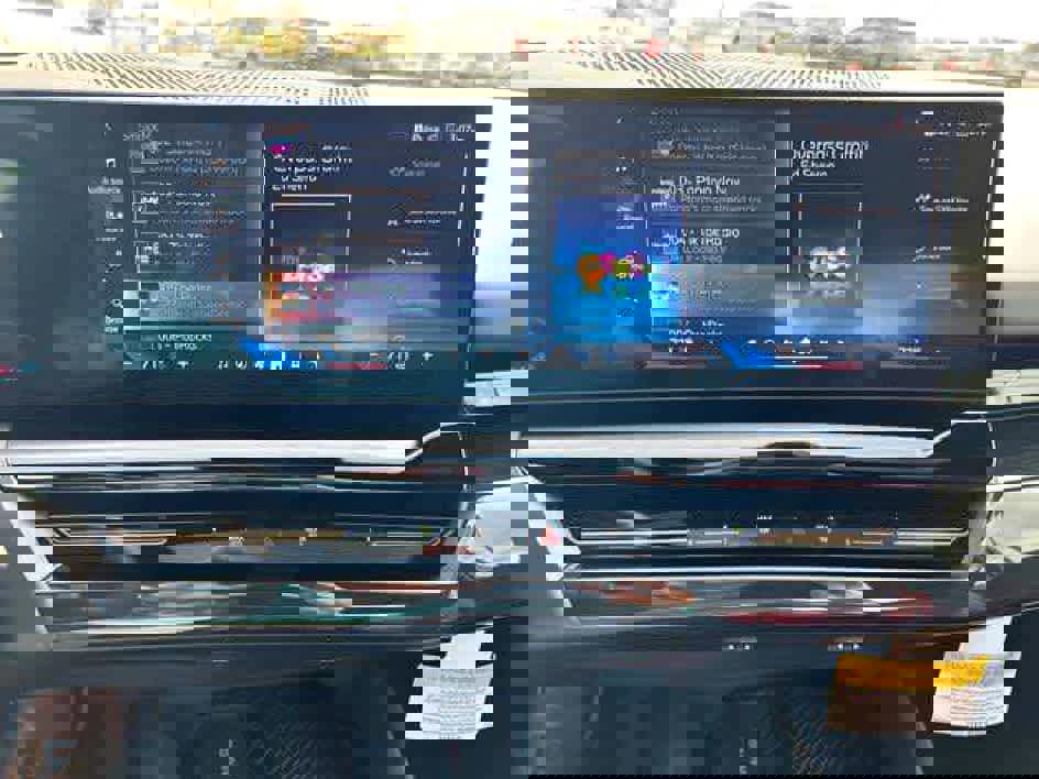 Certified 2024 BMW 530i xDrive w/ Premium Package image 23