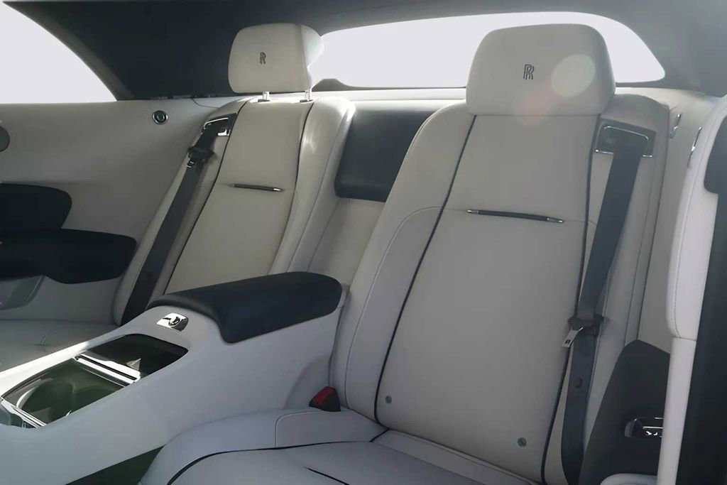 Certified 2019 Rolls-Royce Dawn image 13