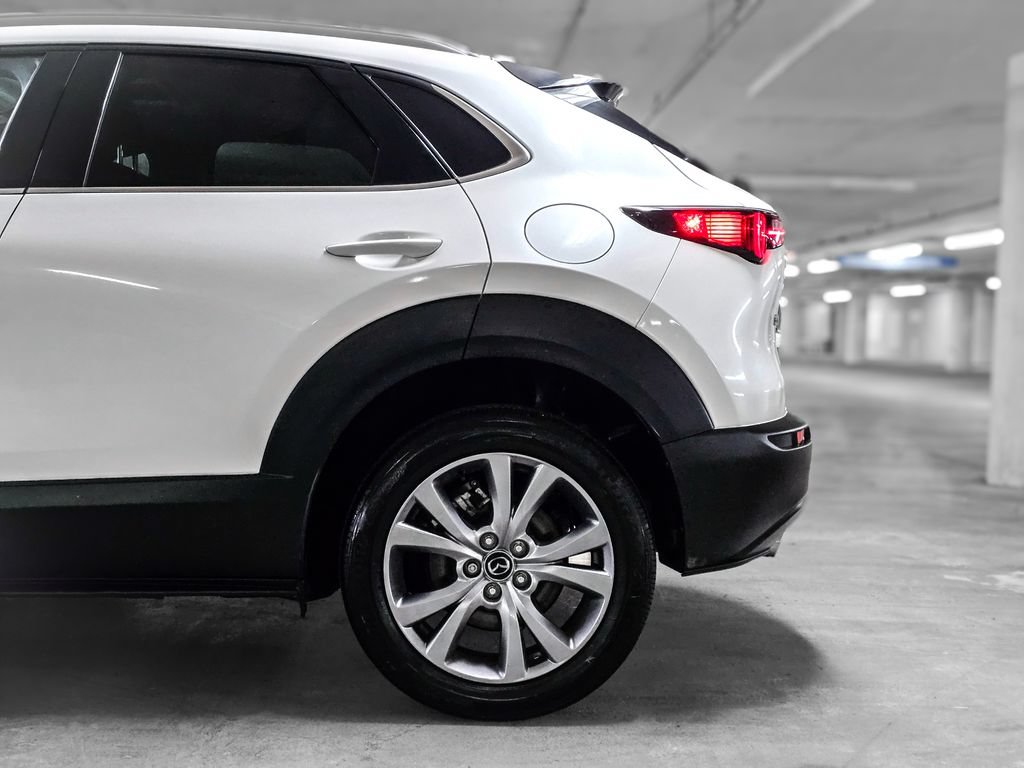 Used 2023 MAZDA CX-30 AWD 2.5 S w/ Premium Package image 17