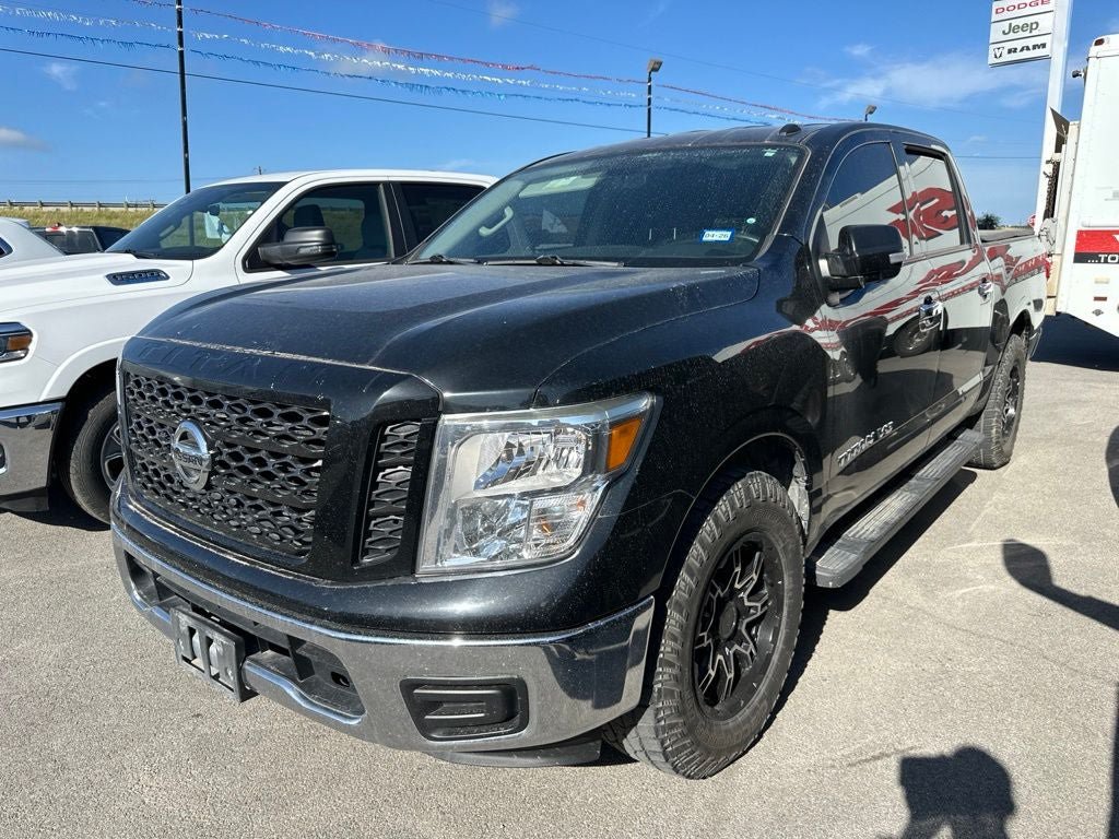 Used 2019 Nissan Titan SV