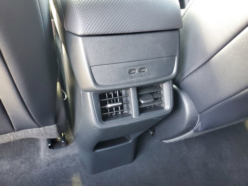 Used 2026 Chevrolet Equinox LT w/ Convenience Package II FWD image 13