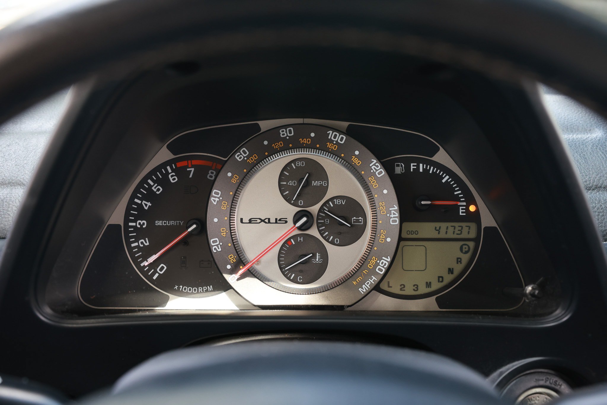 Used 2004 Lexus IS 300 RWD image 34