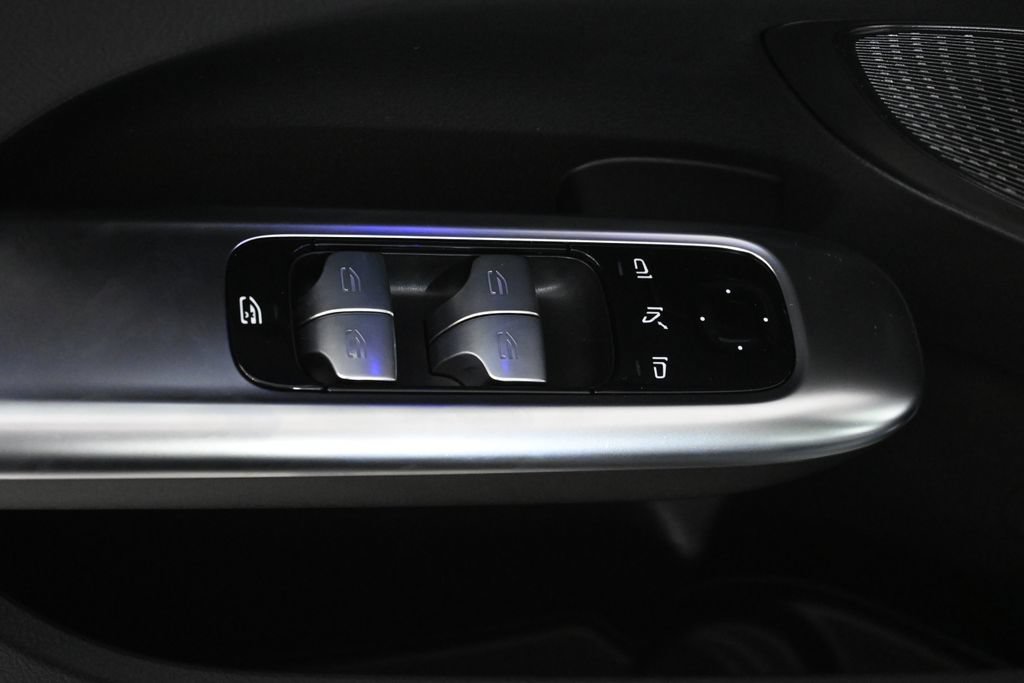 Certified 2023 Mercedes-Benz C 300 4MATIC Sedan image 25