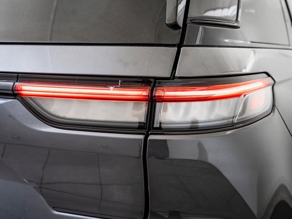 Used 2024 Jeep Grand Cherokee Limited 4xe image 9