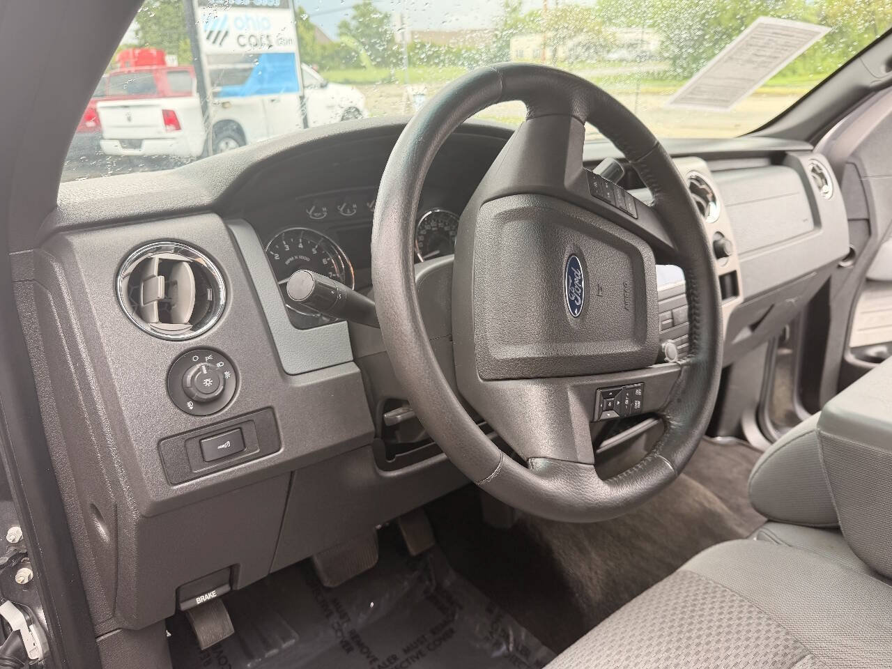 Used 2011 Ford F150 XLT w/ XLT Convenience Pkg RWD image 11