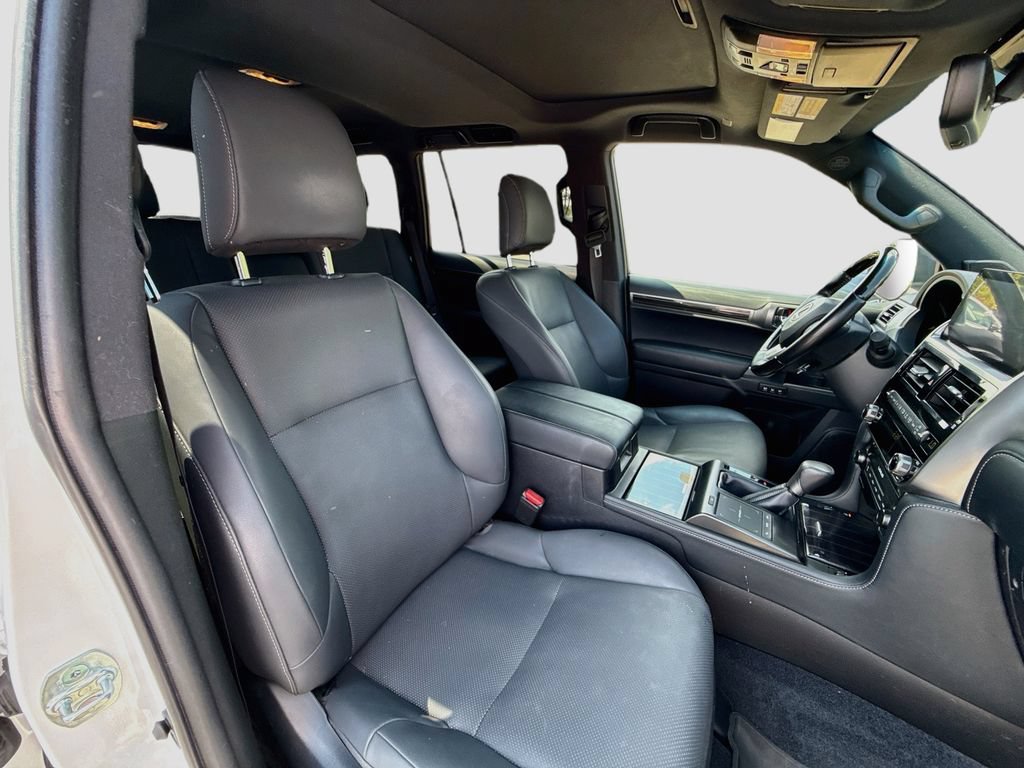 Used 2023 Lexus GX 460 Premium w/ Premium Package AWD/4WD image 33