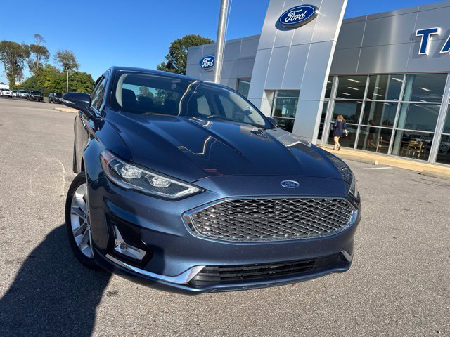 Used 2019 Ford Fusion Energi Titanium FWD image 5