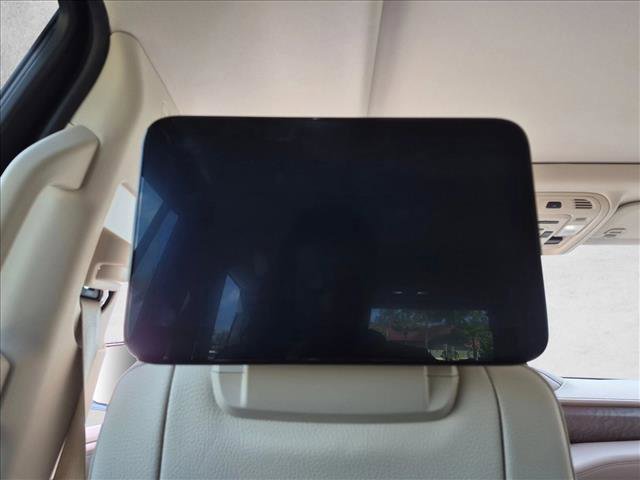 Used 2024 GMC Yukon Denali w/ Advanced Technology Package image 19