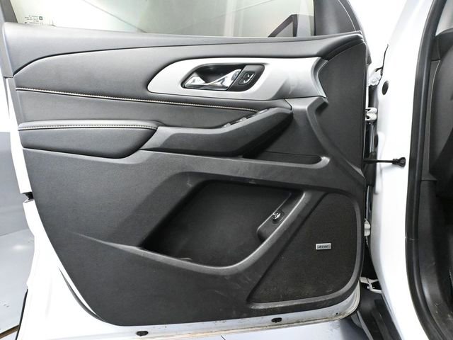 Used 2019 Chevrolet Traverse RS w/ LPO, Floor Liner Package image 17