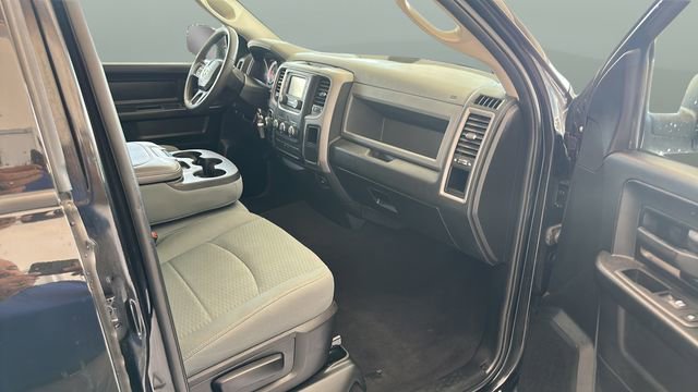 Used 2018 RAM 1500 Express w/ Express Value Package AWD/4WD image 16