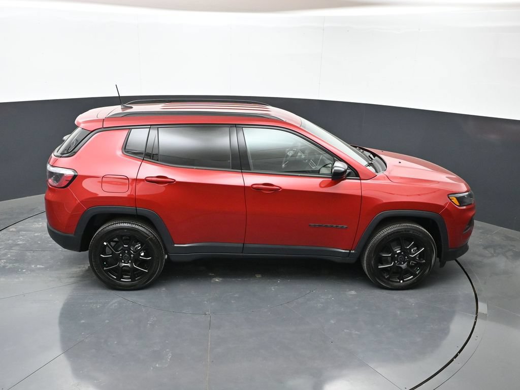 New 2026 Jeep Compass Latitude AWD/4WD image 38