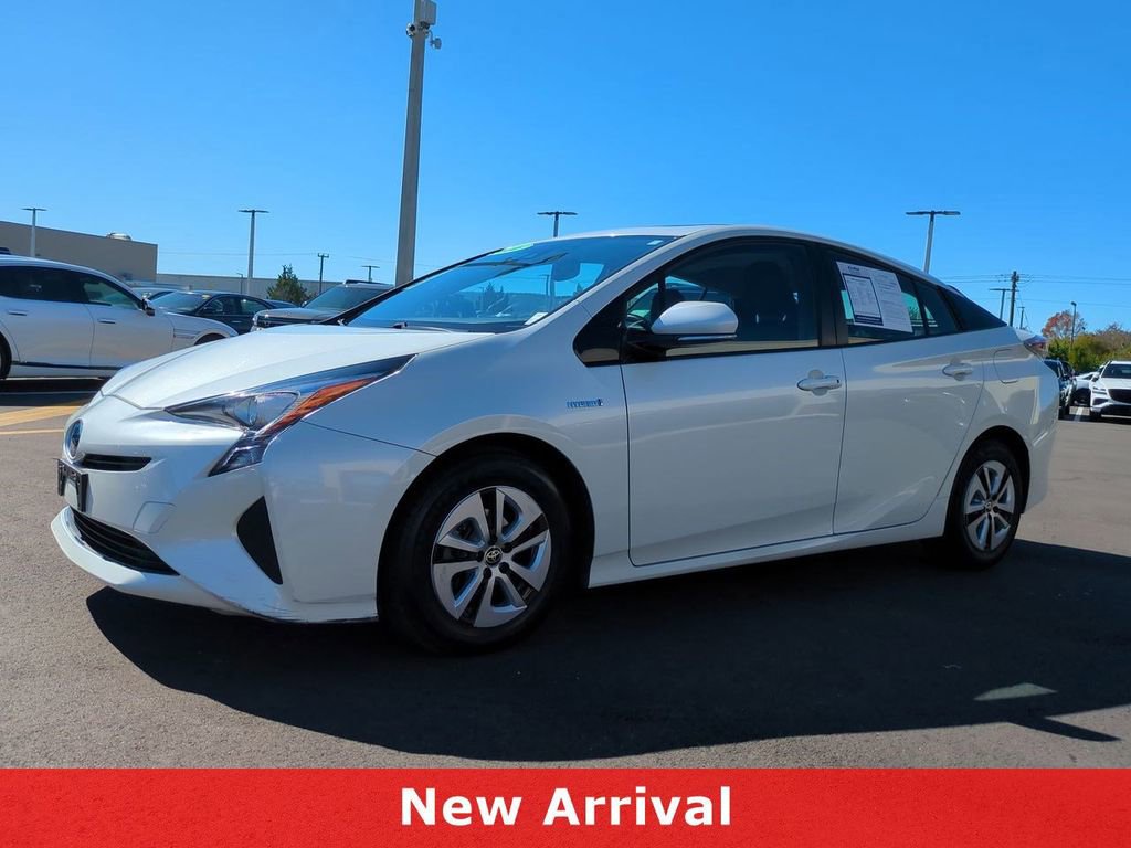 Used 2016 Toyota Prius Four image 1
