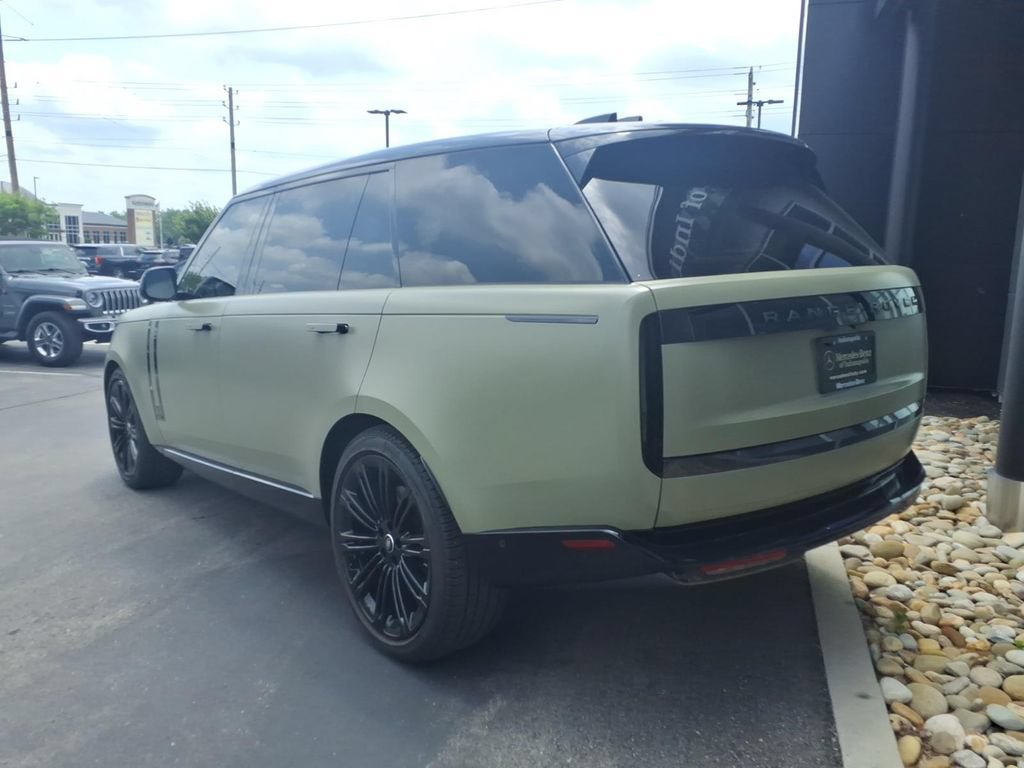 Used 2024 Land Rover Range Rover Long Wheelbase Autobiography AWD/4WD image 4