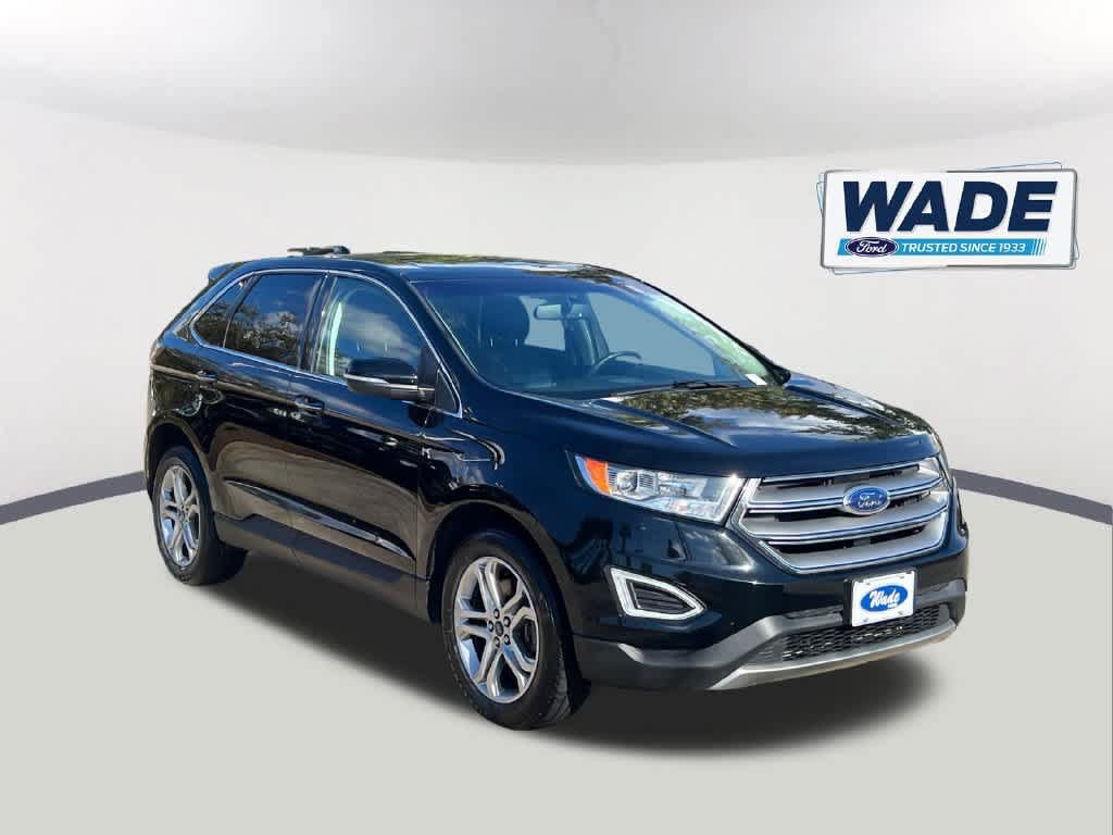 Used 2018 Ford Edge Titanium w/ Equipment Group 301A AWD/4WD image 3