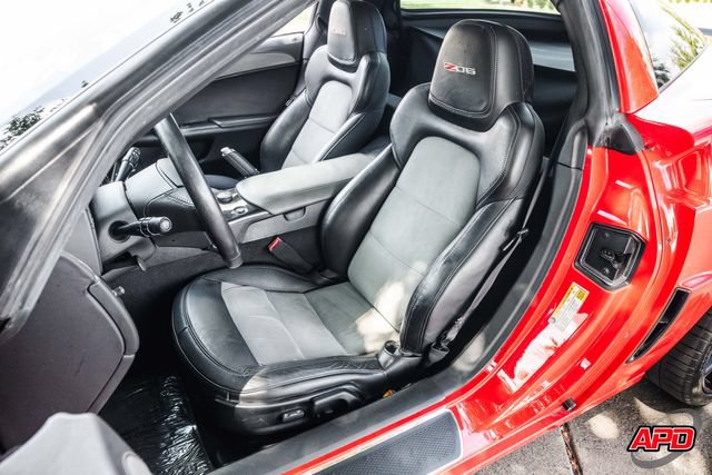 Used 2013 Chevrolet Corvette Z06 w/ 3LZ Preferred Equipment Group RWD image 5