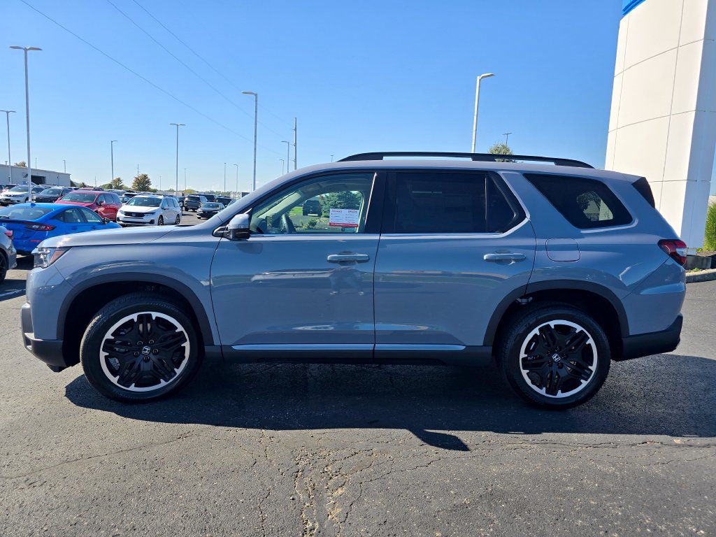 New 2026 Honda Pilot Touring image 5