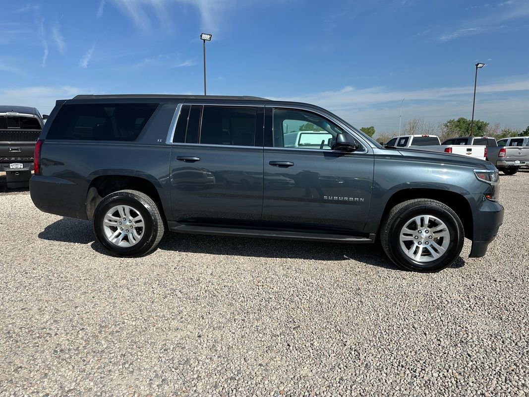 Used 2019 Chevrolet Suburban LT image 12