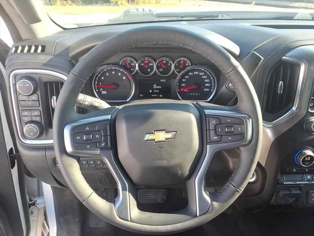 Used 2022 Chevrolet Silverado 3500 LT w/ Convenience Package AWD/4WD image 28
