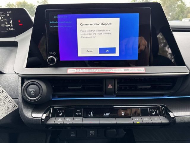 New 2026 Toyota Prius FWD image 28