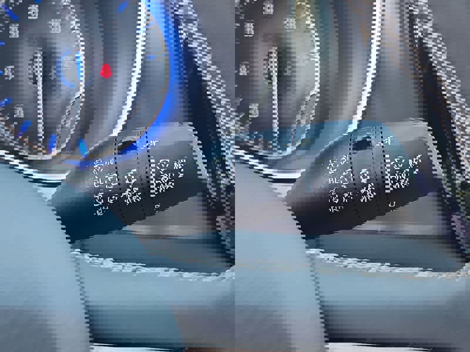 Used 2022 Chrysler Pacifica Touring-L image 27