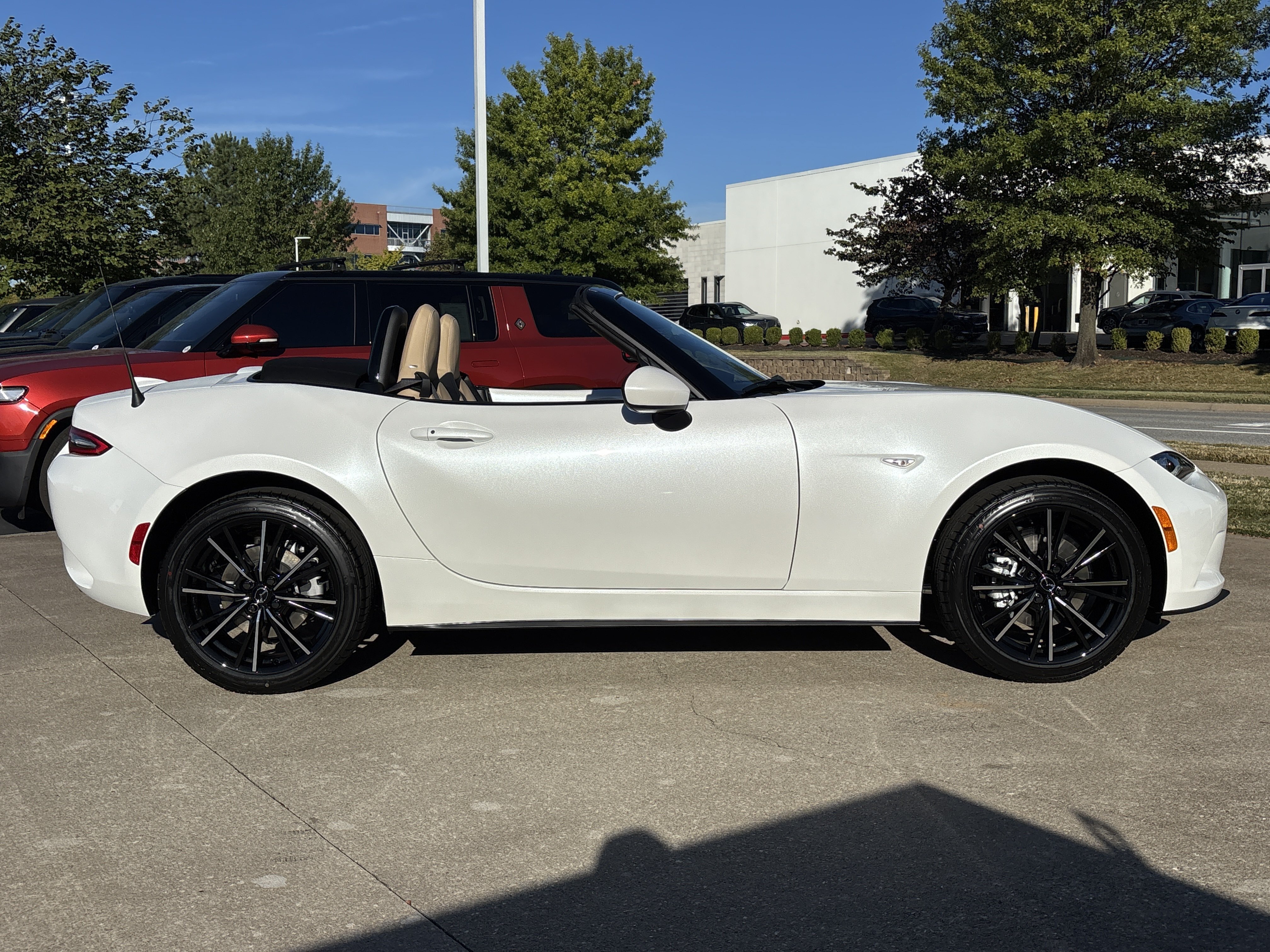 New 2026 MAZDA MX-5 Miata Grand Touring RWD image 2