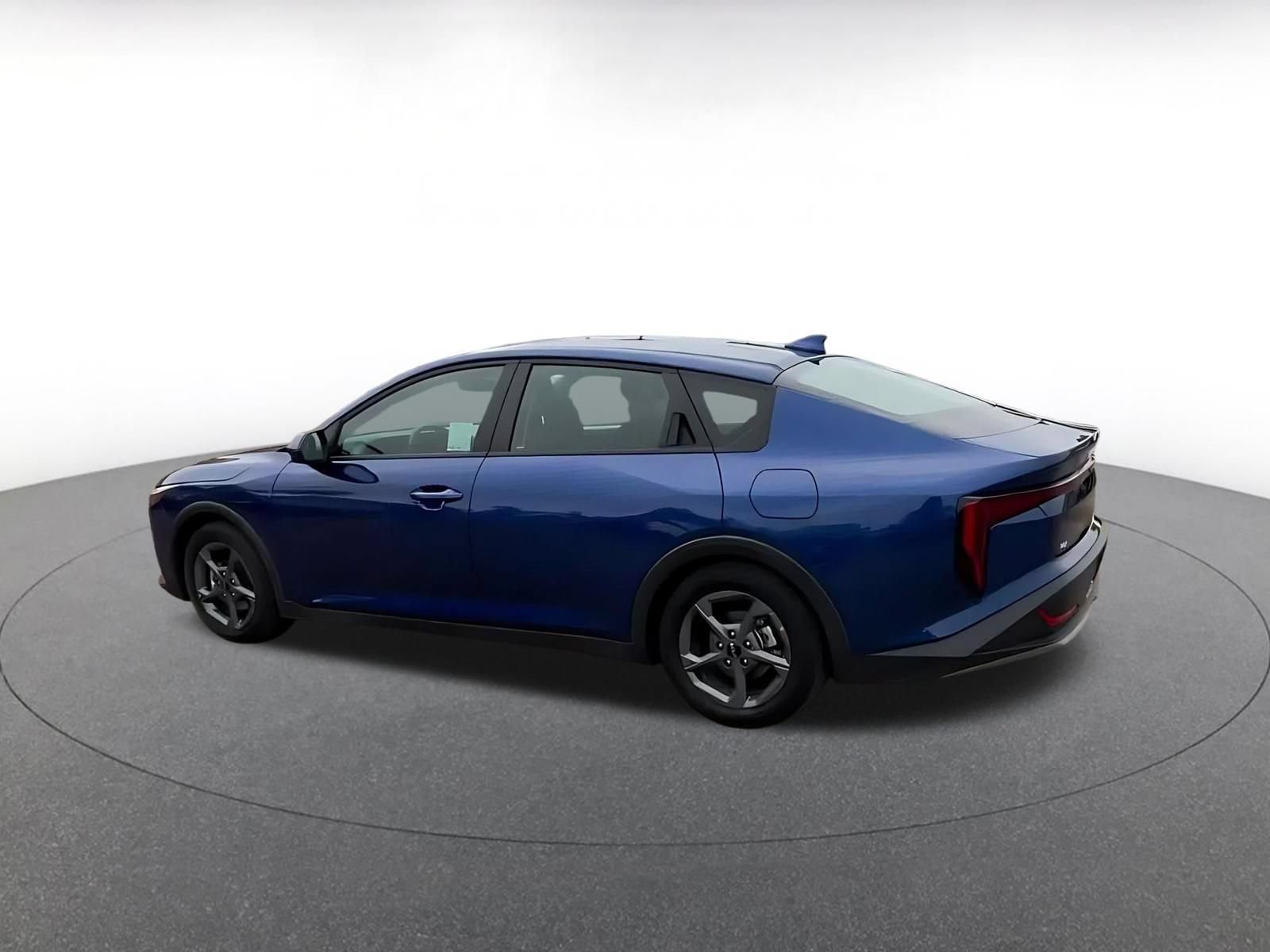 Used 2025 Kia K4 FWD image 9