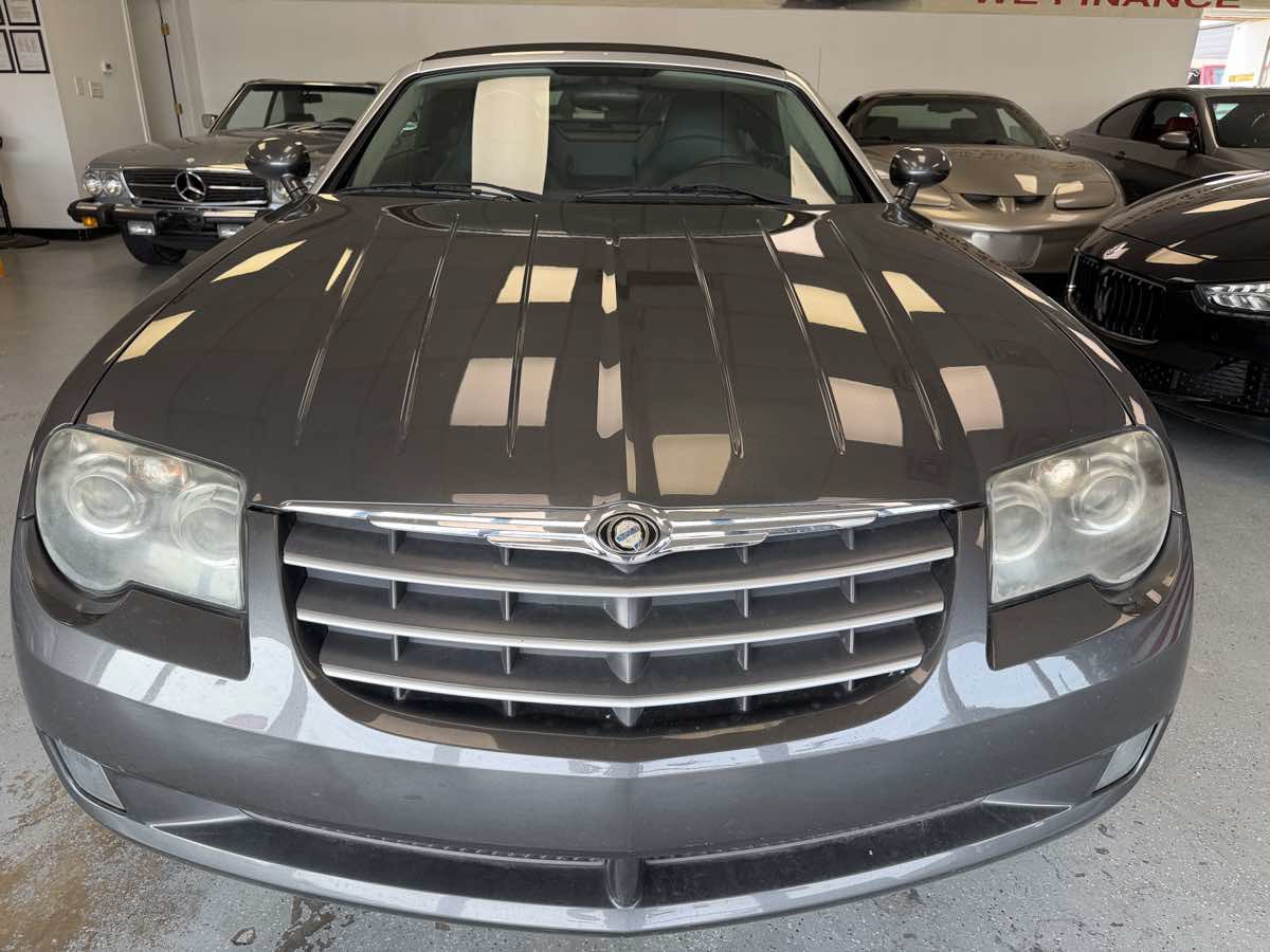 Used 2005 Chrysler Crossfire Limited RWD image 5