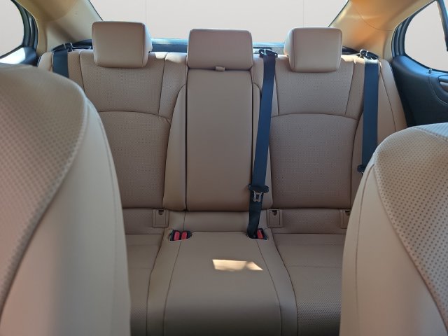 Used 2023 Lexus ES 350 w/ Premium Package FWD image 16